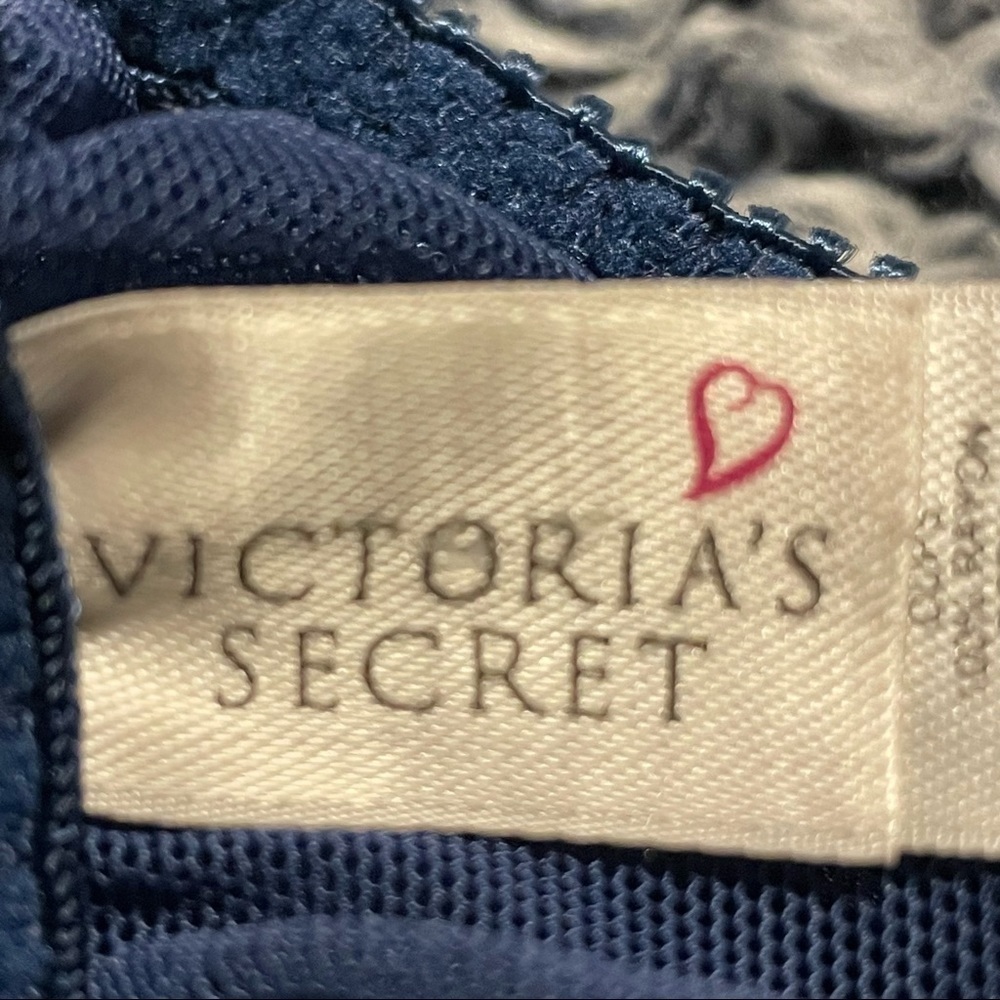 ✅2x Host Pick✅ Victoria’s Secret Nightgown, XS - Picture 4 of 13